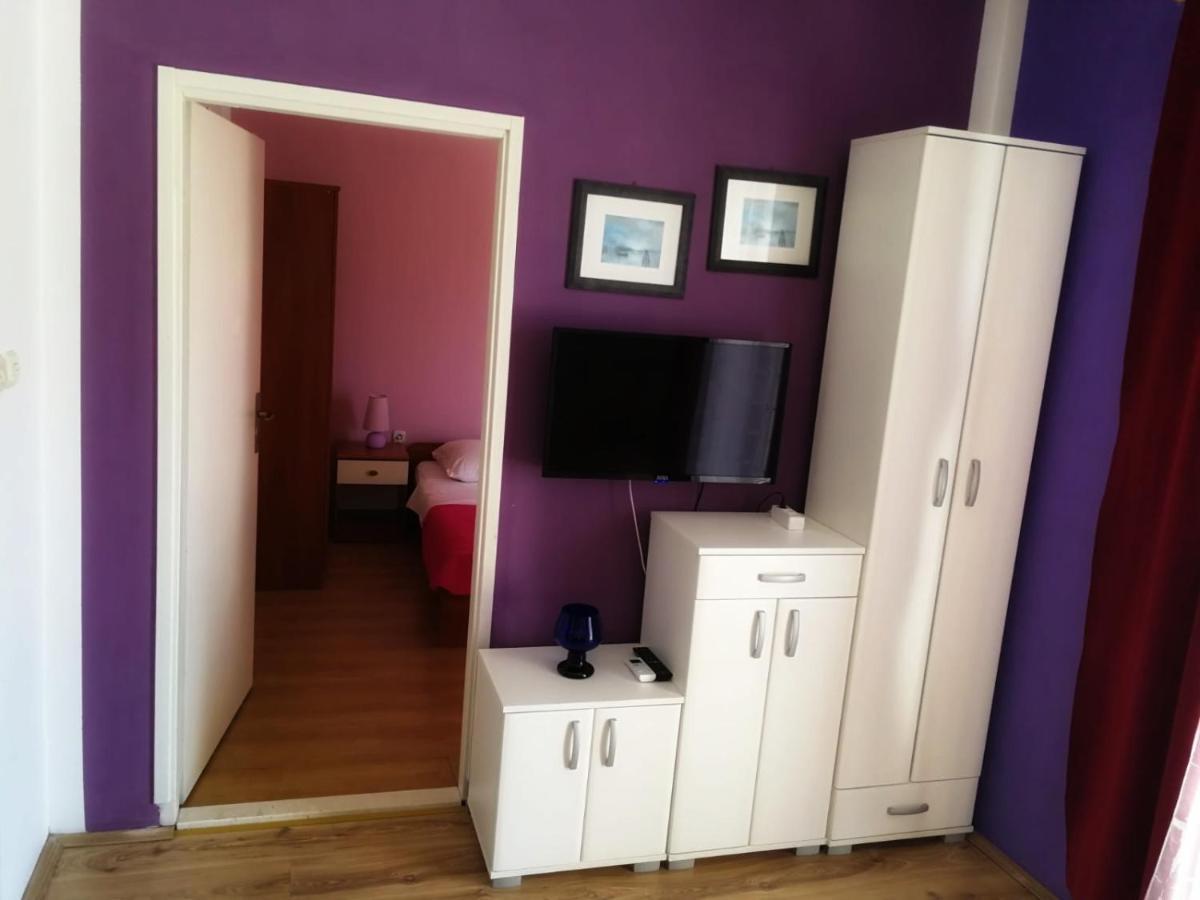Apartmani Leon Biograd Na Moru Zewnętrze zdjęcie