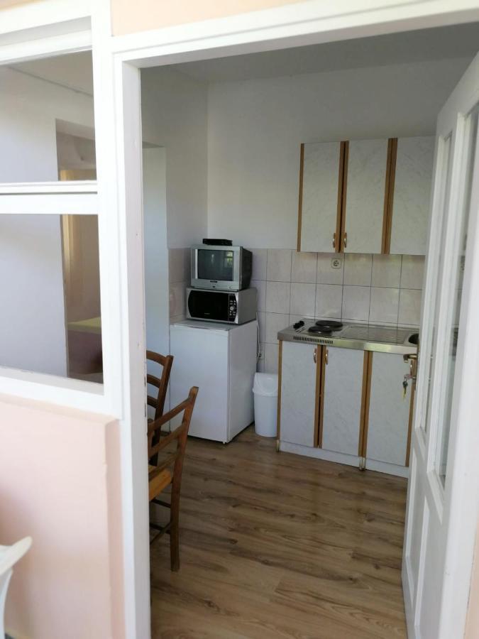 Apartmani Leon Biograd Na Moru Zewnętrze zdjęcie
