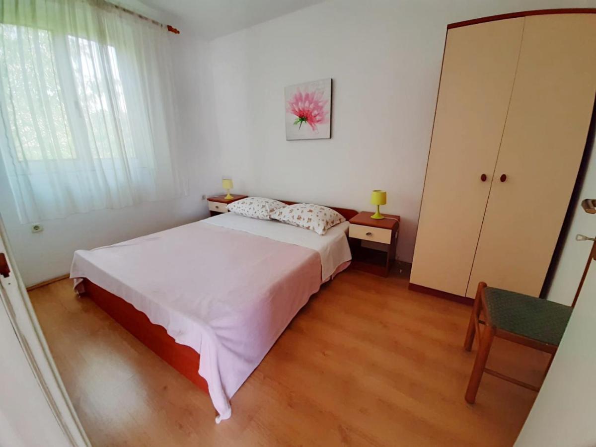 Apartmani Leon Biograd Na Moru Zewnętrze zdjęcie