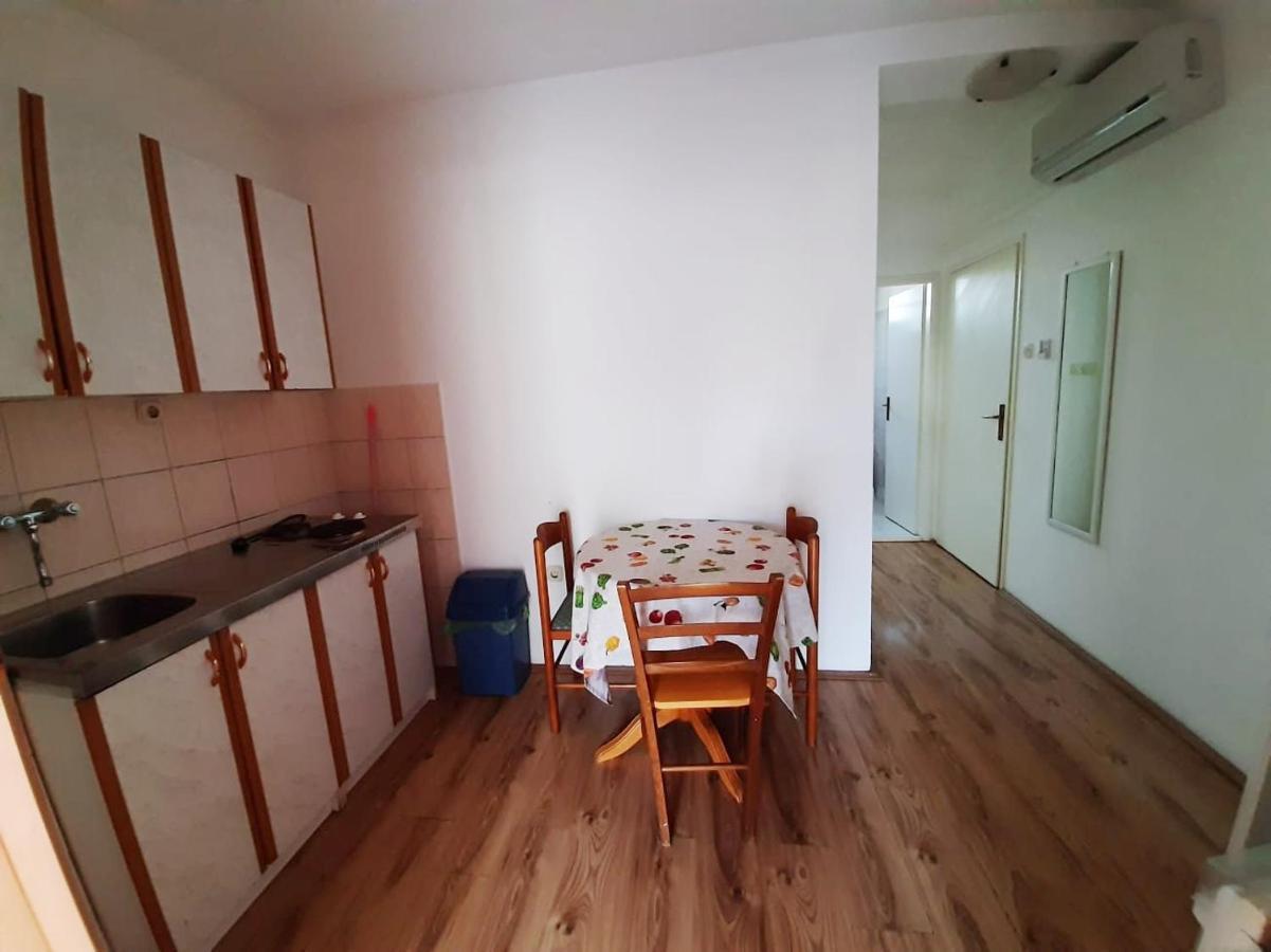 Apartmani Leon Biograd Na Moru Zewnętrze zdjęcie