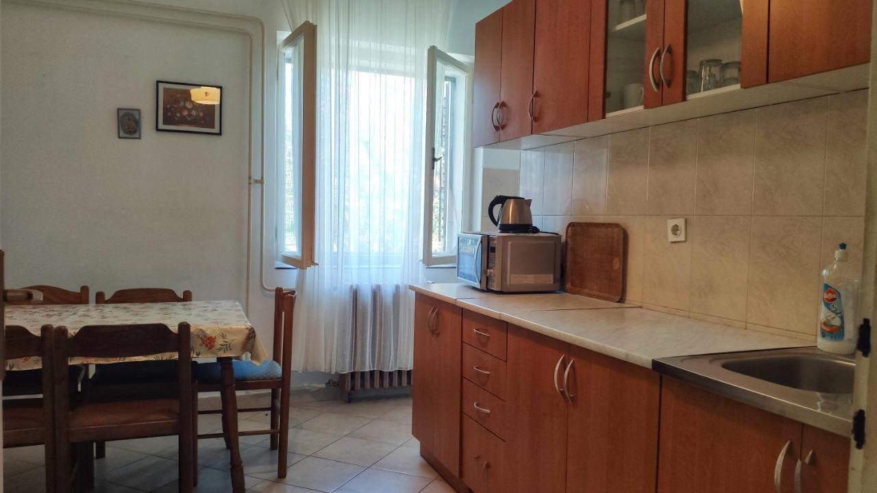 Apartmani Leon Biograd Na Moru Zewnętrze zdjęcie